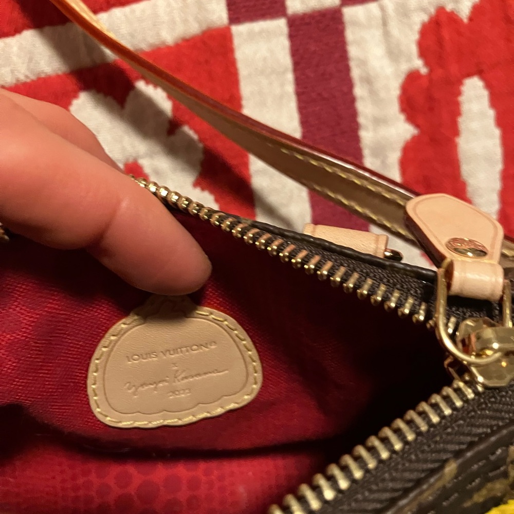 Louis Vuitton Yayoi Kusama Collaboration Nano Speedy Monogram Shoulder Bag Canva - Picture 6 of 9